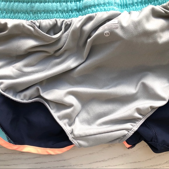 SOLD Nike Workout Shorts - Picture 4 of 6